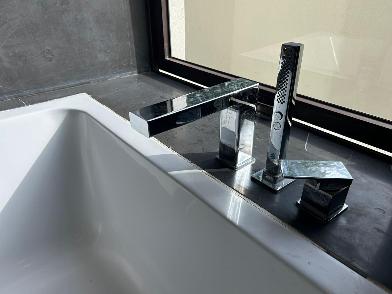 Sanitary Fixtures Photo 8